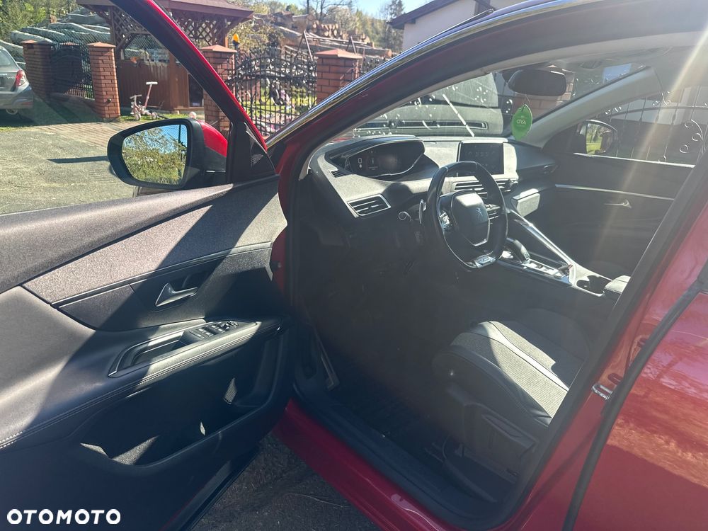 Peugeot 3008 PureTech 130 Stop & Start GPF EAT8 Allure - 15