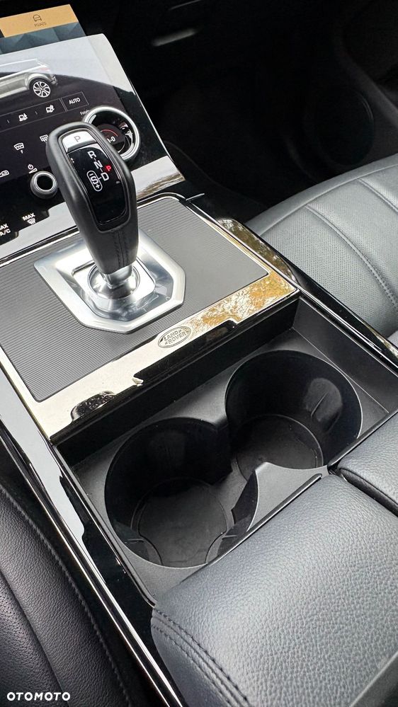 Land Rover Range Rover Evoque - 25