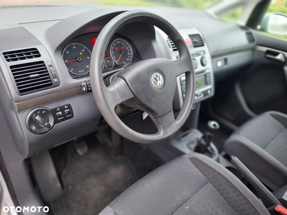 Volkswagen Touran 1.9 TDI DPF Highline - 8