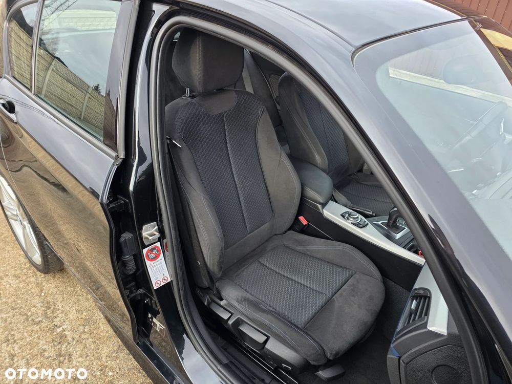 BMW Seria 1 120d Sport-Aut Sport Line - 11