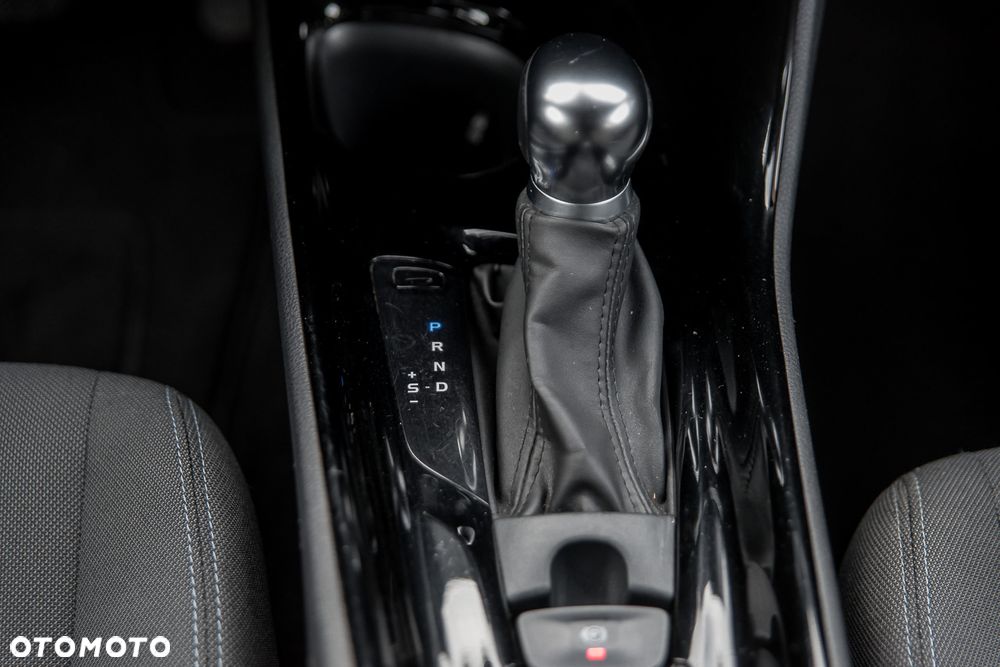 Toyota C-HR 2.0 Business-Edition - 36