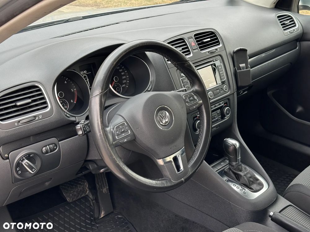 Volkswagen Golf 1.6 TDI DPF DSG Highline - 13