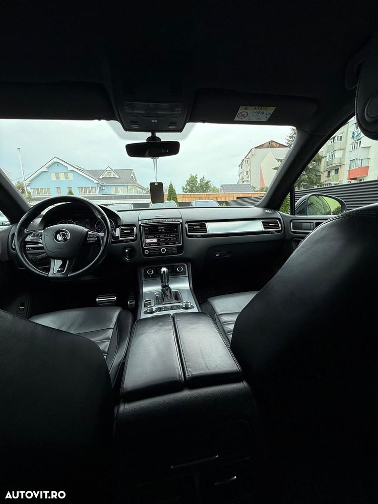 Volkswagen Touareg 3.0 V6 TDI BMT - 11