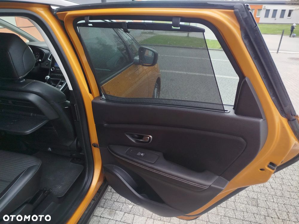 Renault Scenic ENERGY TCe 130 S&S Paris - 23