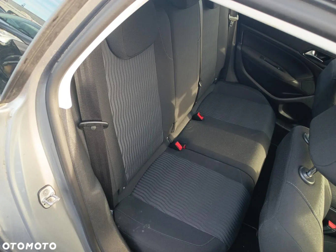 Peugeot 308 SW 1.6 e-HDi Allure S&S - 6
