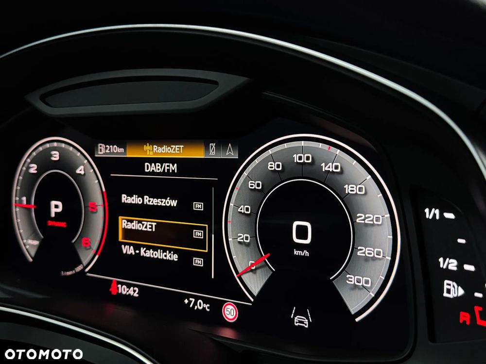 Audi A6 Avant 40 TDI quattro S tronic S line - 33