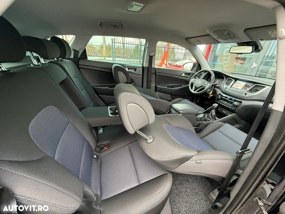 Hyundai Tucson blue 1.7 CRDi 2WD Style - 15