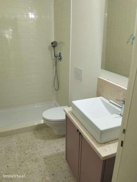 Apartamento T2 na Estrela - Grande imagem: 4/12