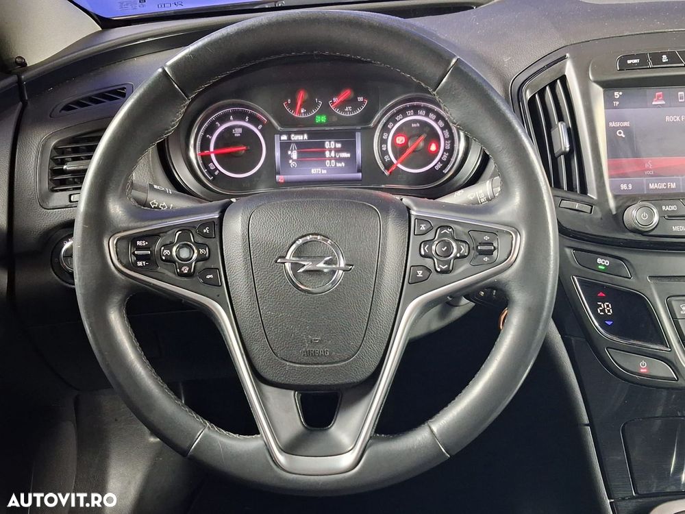 Opel Insignia - 13