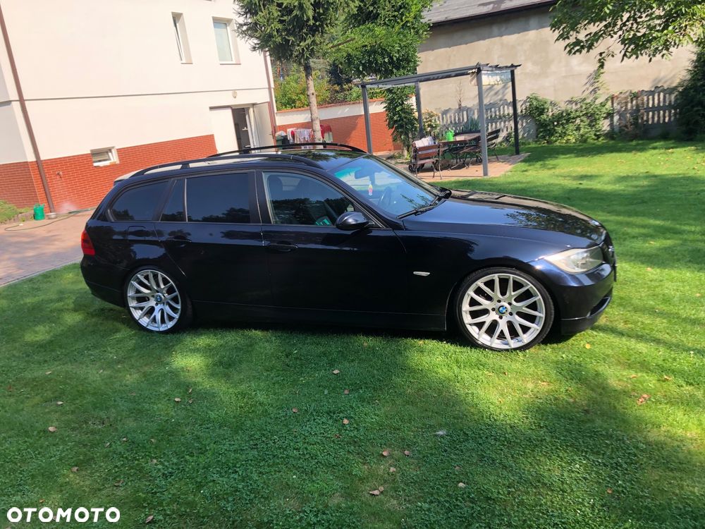 BMW Seria 3 320d - 4