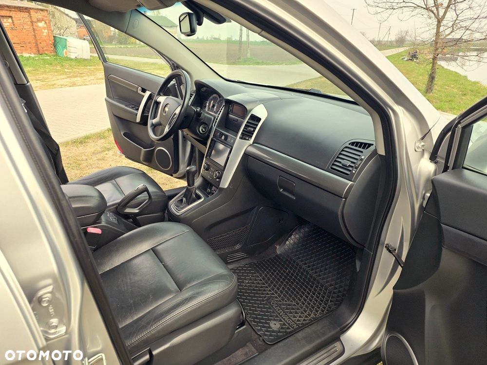 Chevrolet Captiva 2.0 d LT high - 27