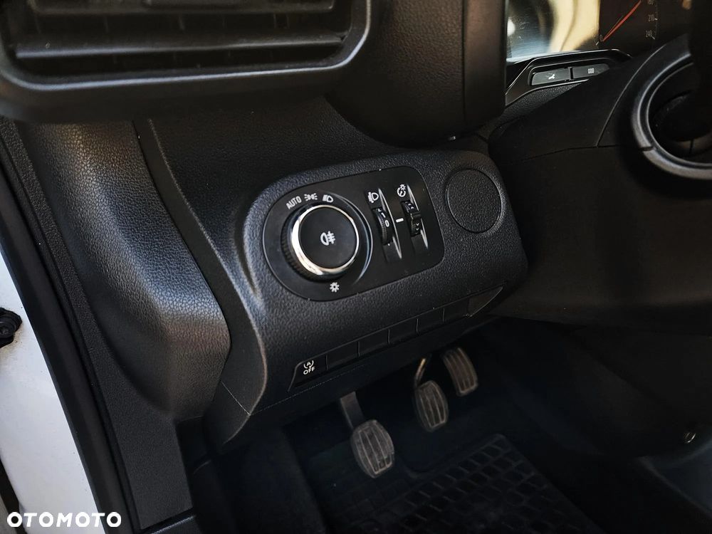 Opel Combo Opel Combo XL LONG/ 1.5 CDTi/ SALON PL/ VAT-1/ SERWIS ASO 15tkm/ FV23% - 13