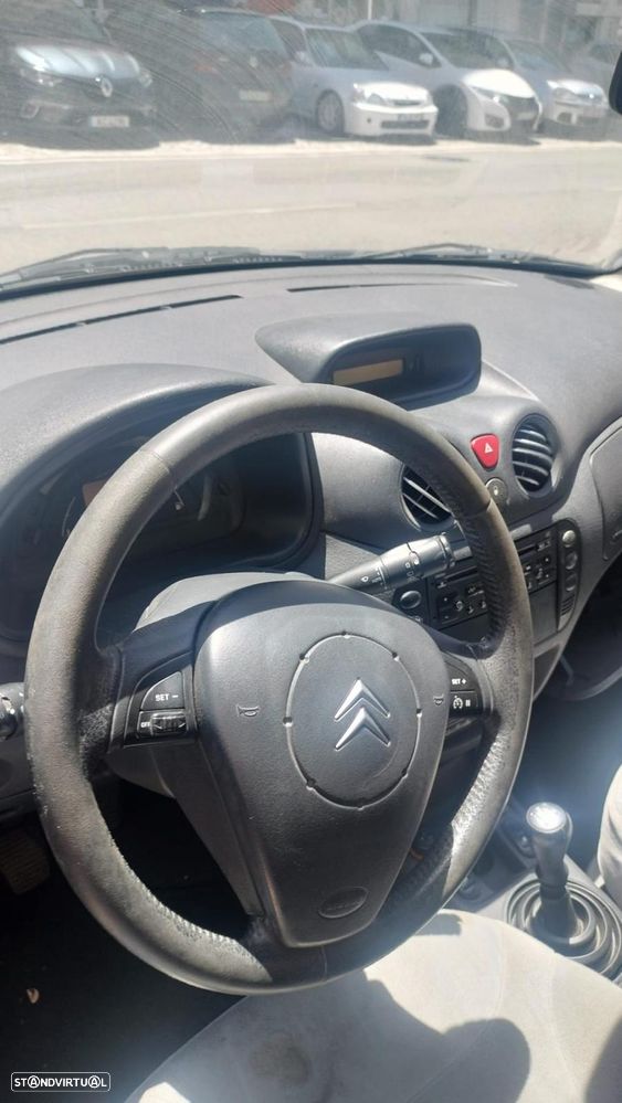 Citroën C3 1.4 HDi 16V Exclusive - 5