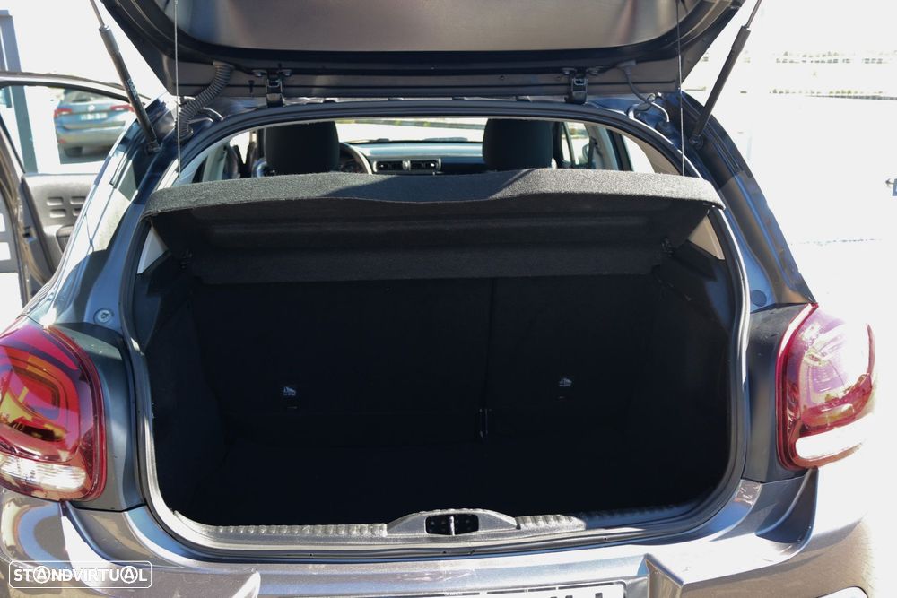 Citroën C3 1.2 PureTech Shine EAT6 - 35