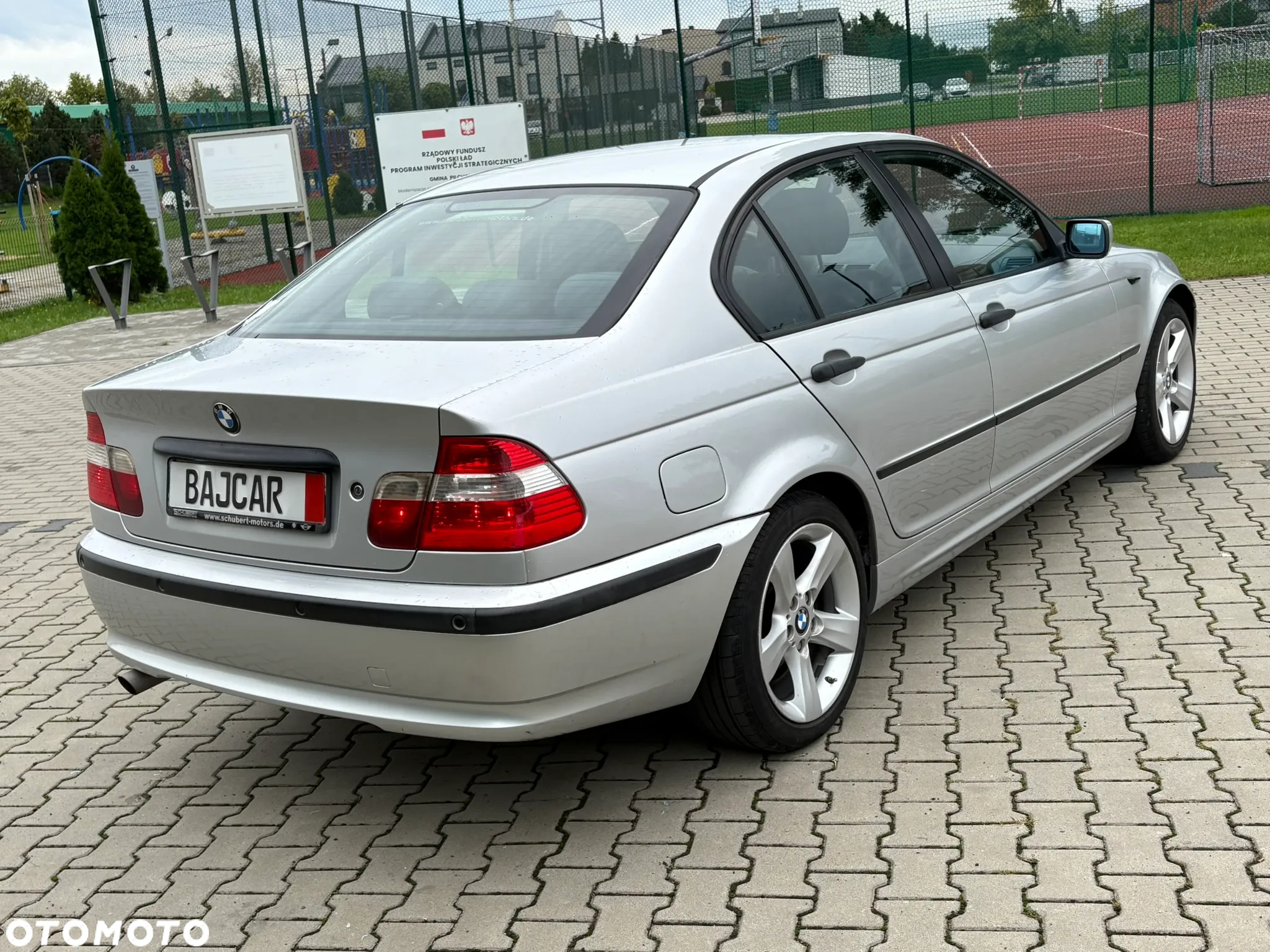 BMW Seria 3 318i - 6