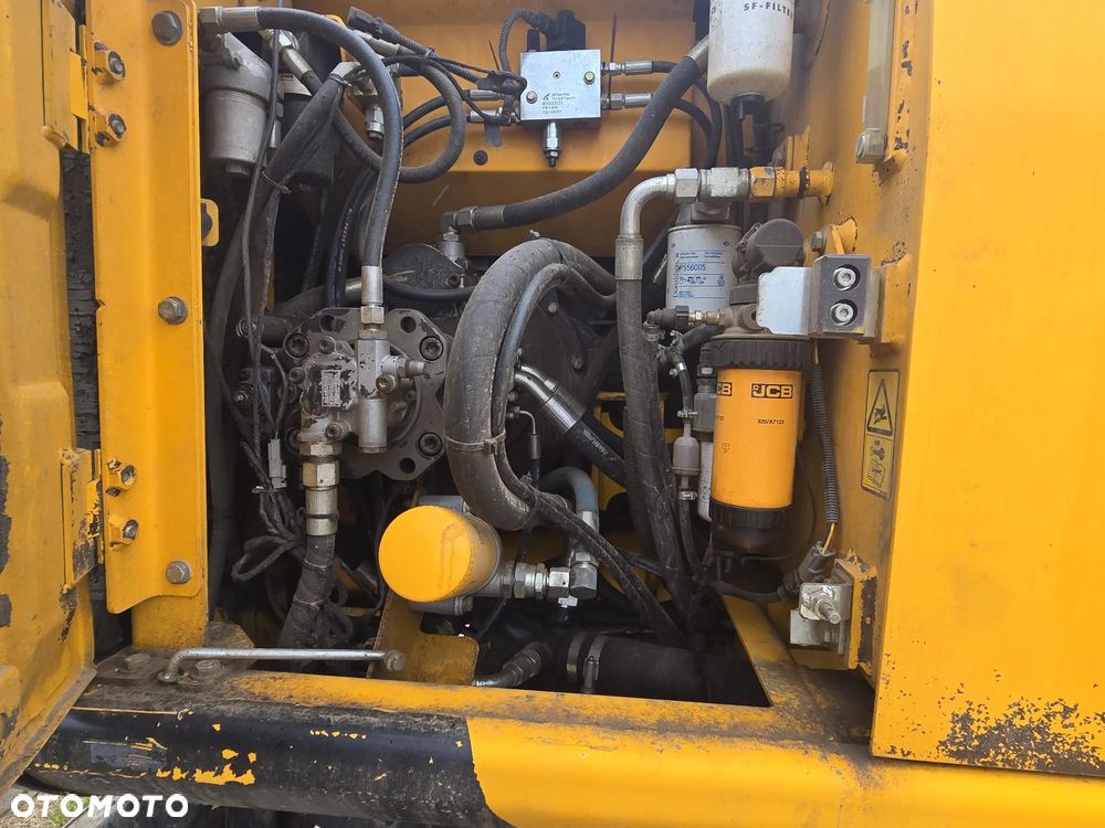 JCB JS145 W - 10
