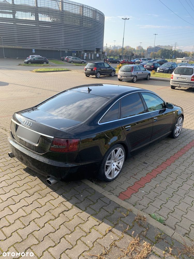 Audi A6 Limousine 2.4 - 6