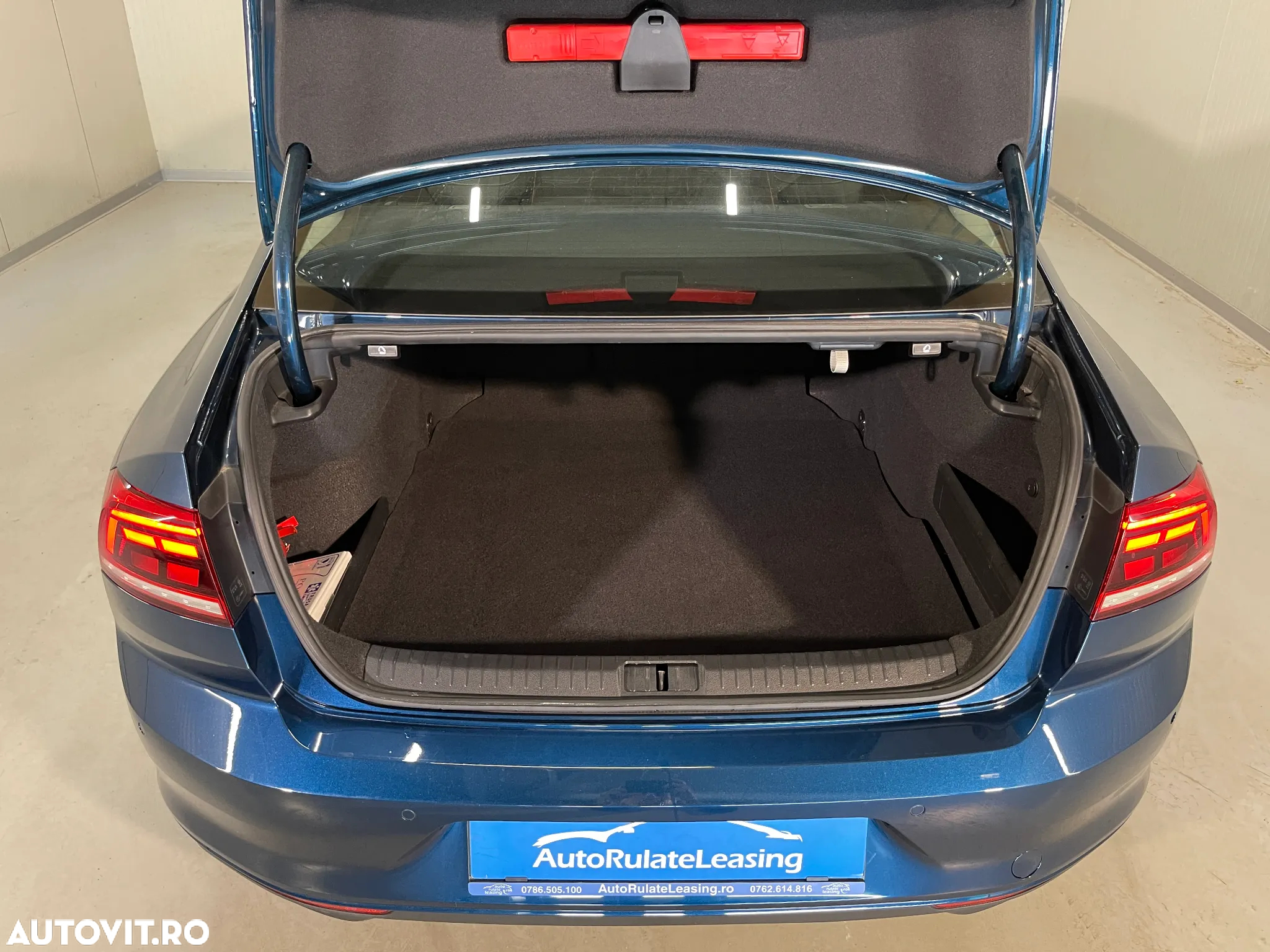 Volkswagen Passat 1.5 TSI ACT DSG Comfortline - 12
