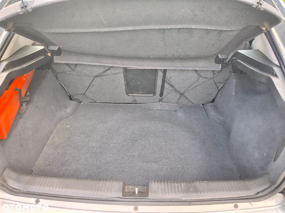 Opel Astra - 16