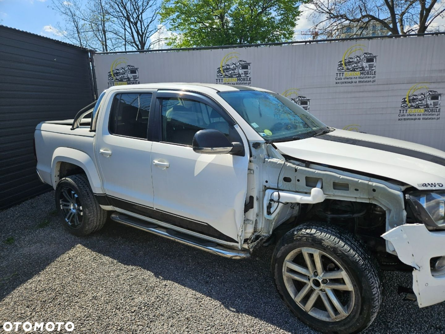 Volkswagen Amarok - 12