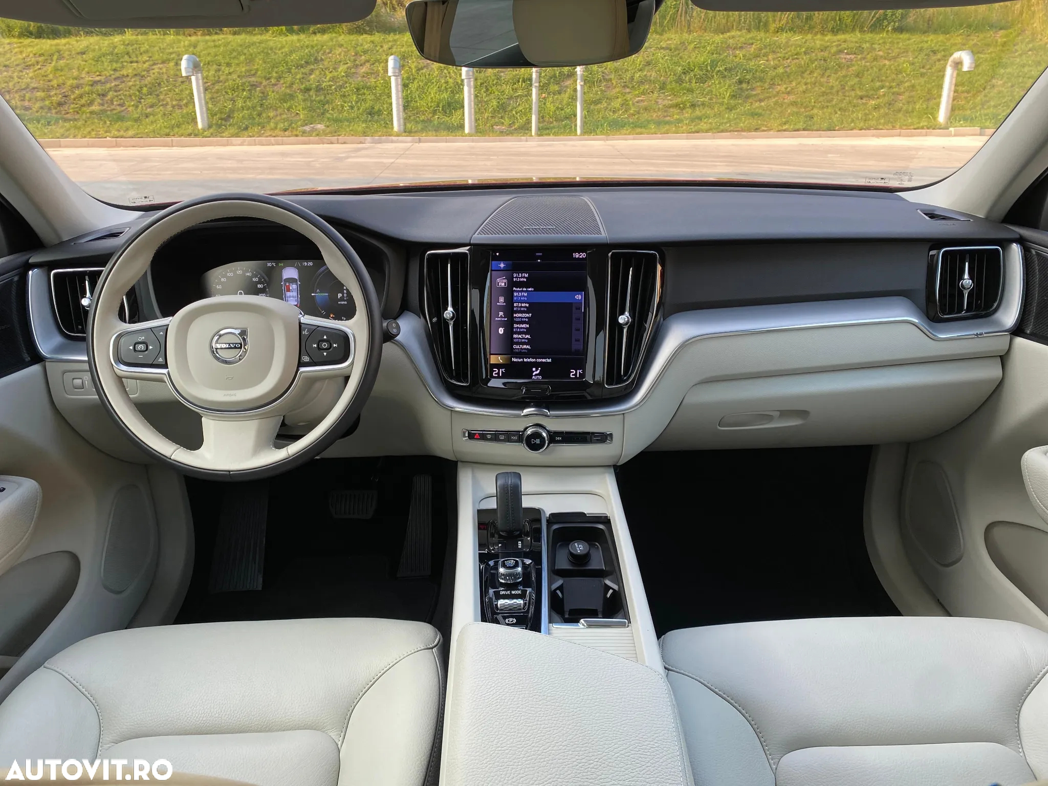 Volvo XC 60 T6 AWD Recharge Geartronic Inscription - 6