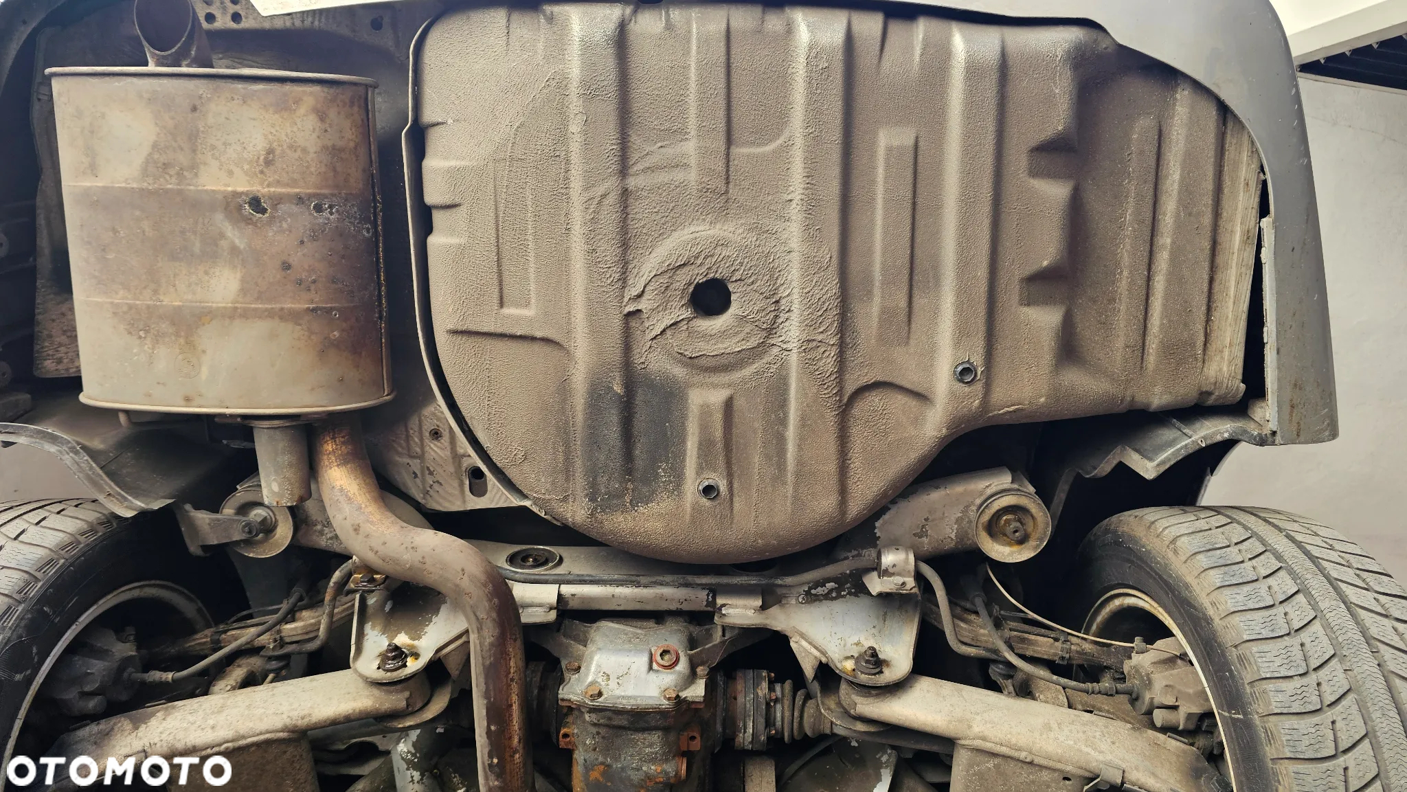 BMW Seria 5 523i - 31