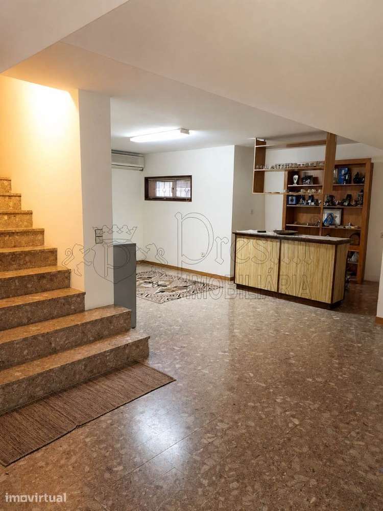 Moradia T4 + Terreno em Valpaços - Grande imagem: 3/10
