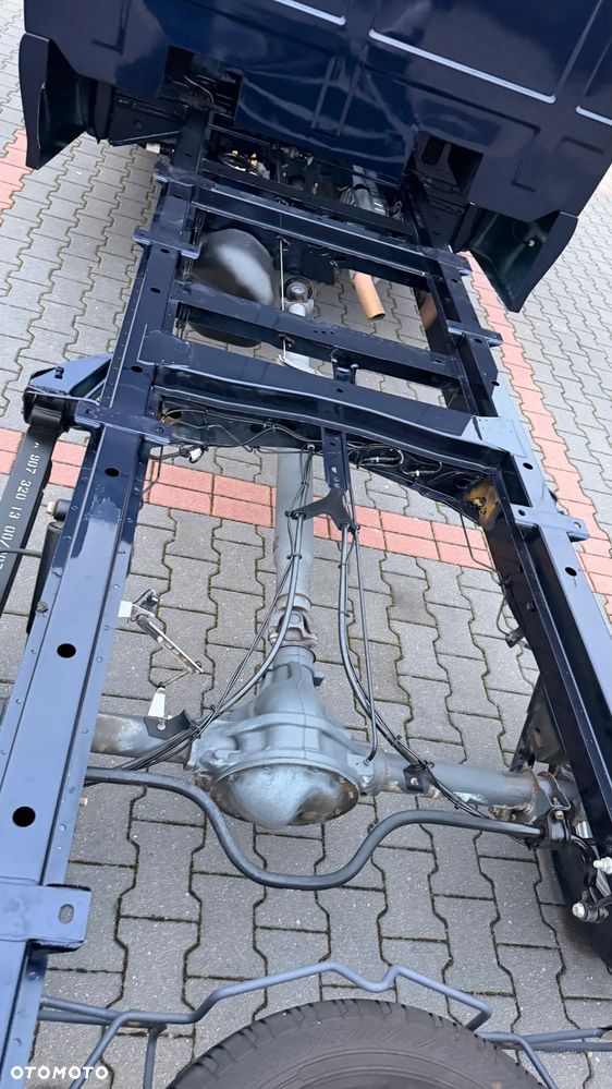 Mercedes-Benz Sprinter 319 - 17