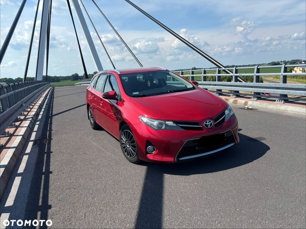 Toyota Auris 1.4 D-4D Comfort - 2