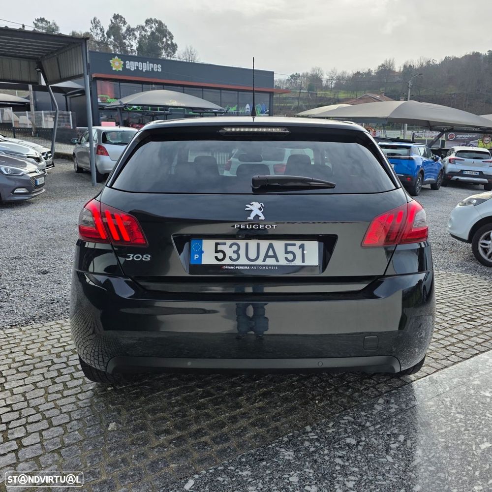 Peugeot 308 - 10