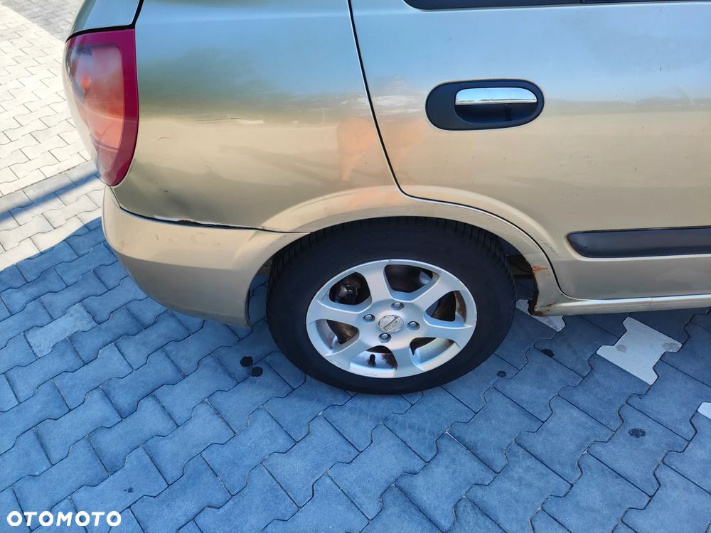 Nissan Almera 1.5 Visia + - 3