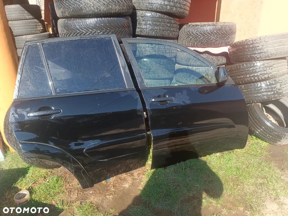 TOYOTA RAV4 II 00- drzwi lewe prawe przód przednie tył tylne czarne - 2