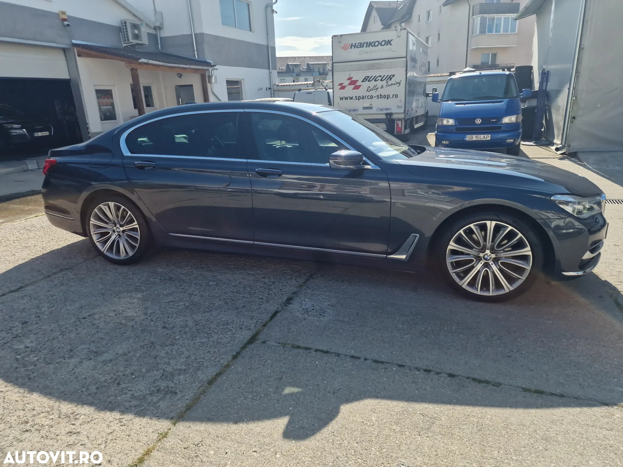 BMW Seria 7 730Ld xDrive - 9