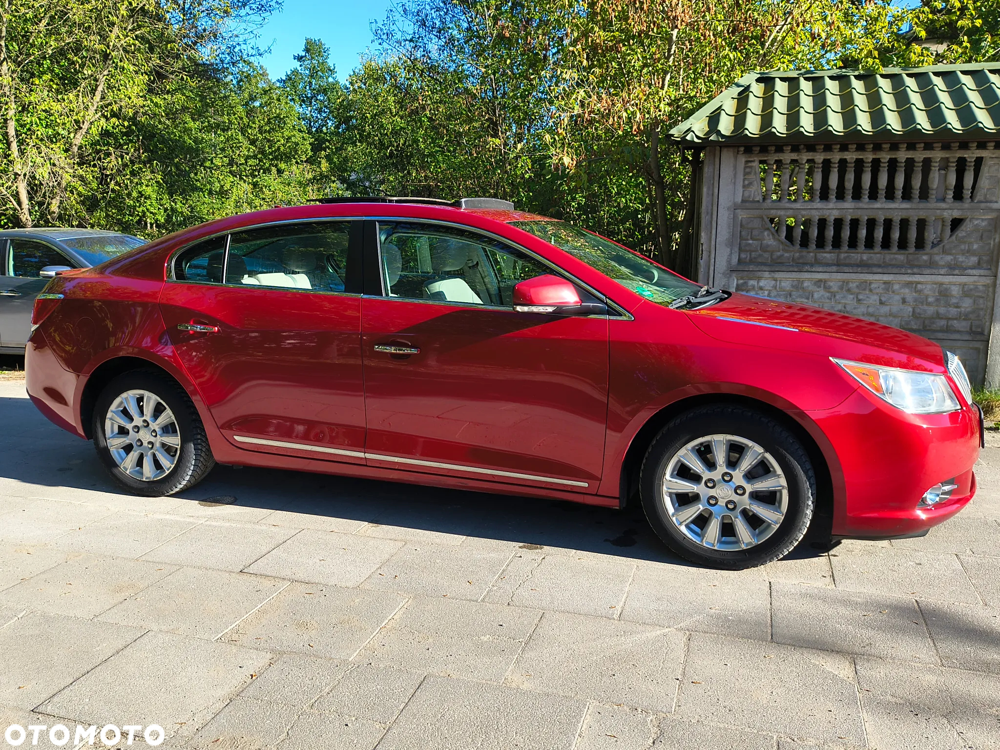 Buick Lacrosse - 13