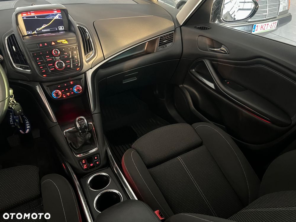 Opel Zafira - 21