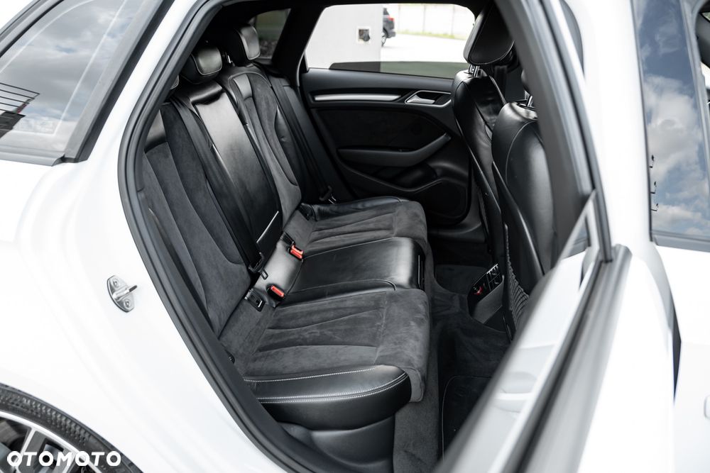 Audi S3 Sportback S tronic - 20