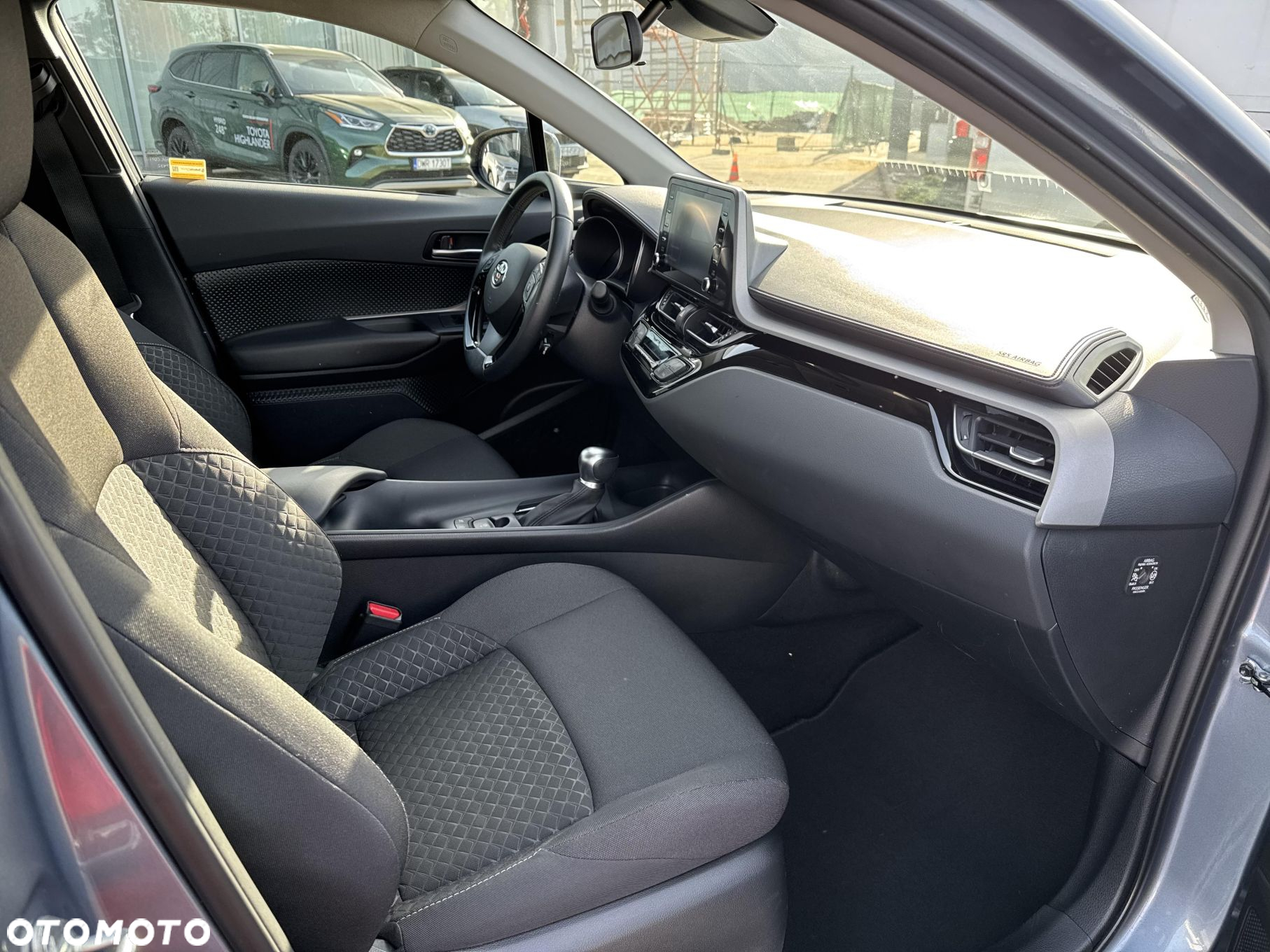 Toyota C-HR - 10