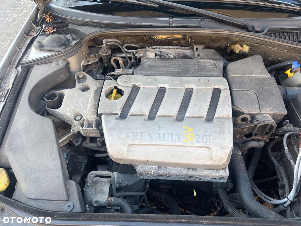 Renault Laguna - 14