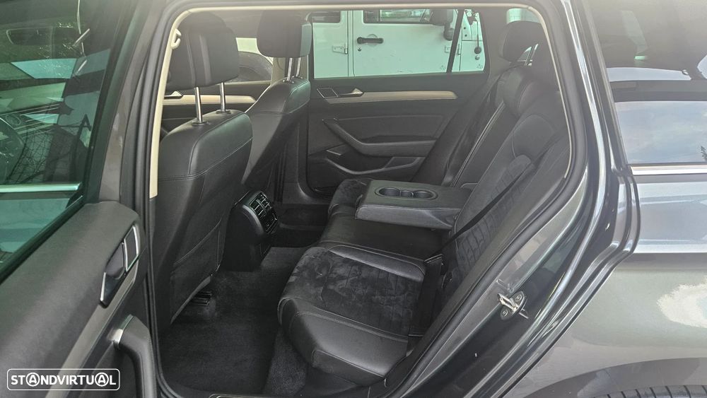 VW Passat Variant 2.0 TDi Highline DSG 4Motion - 7
