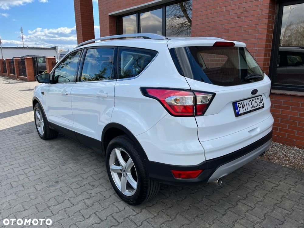 Ford Kuga 2.0 TDCi FWD Trend - 4
