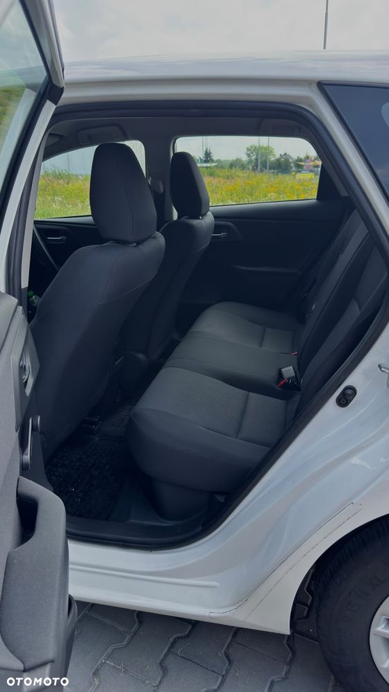 Toyota Auris - 19