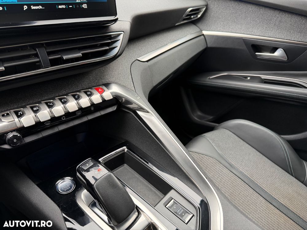 Peugeot 3008 Hybrid 225 e-EAT8 GT Pack - 19