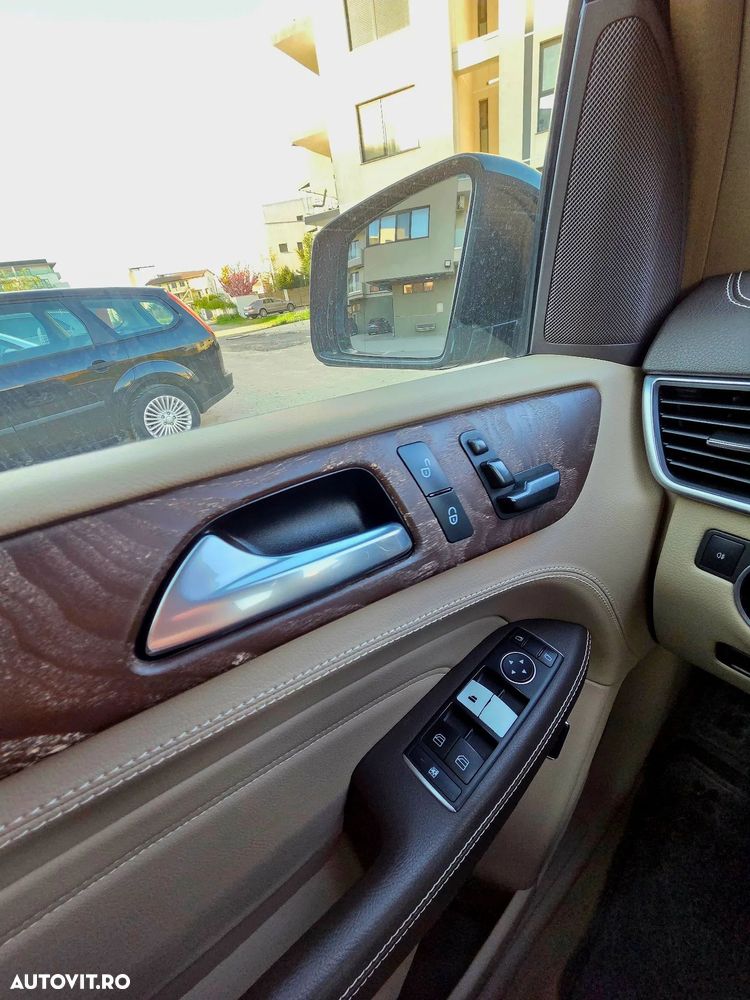 Mercedes-Benz ML - 15