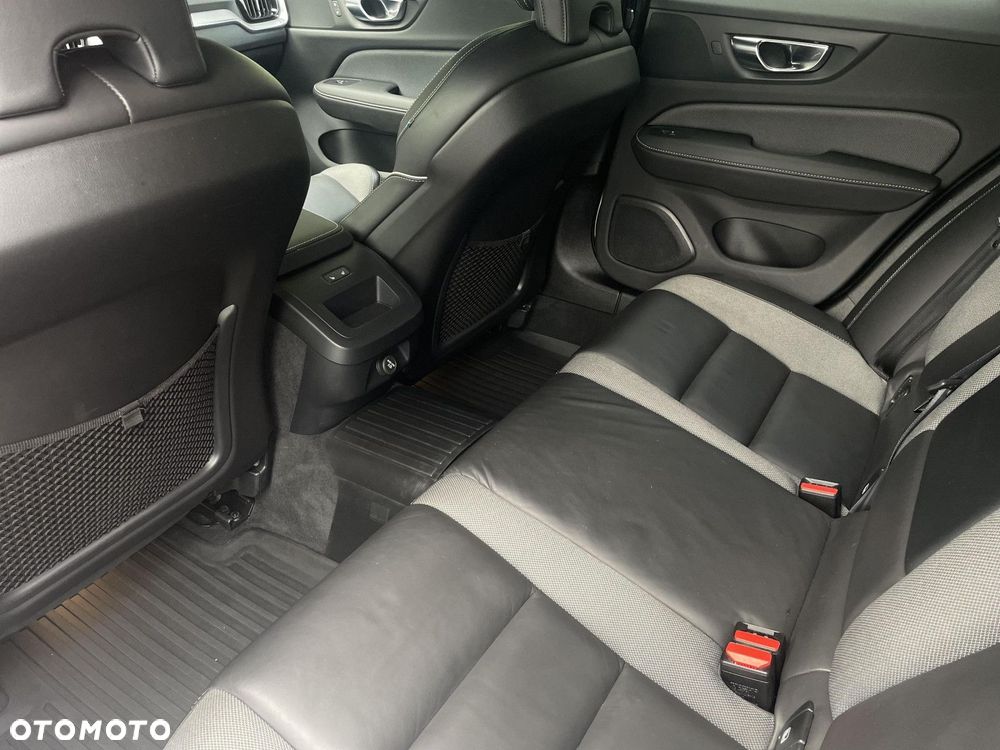 Volvo V60 - 19