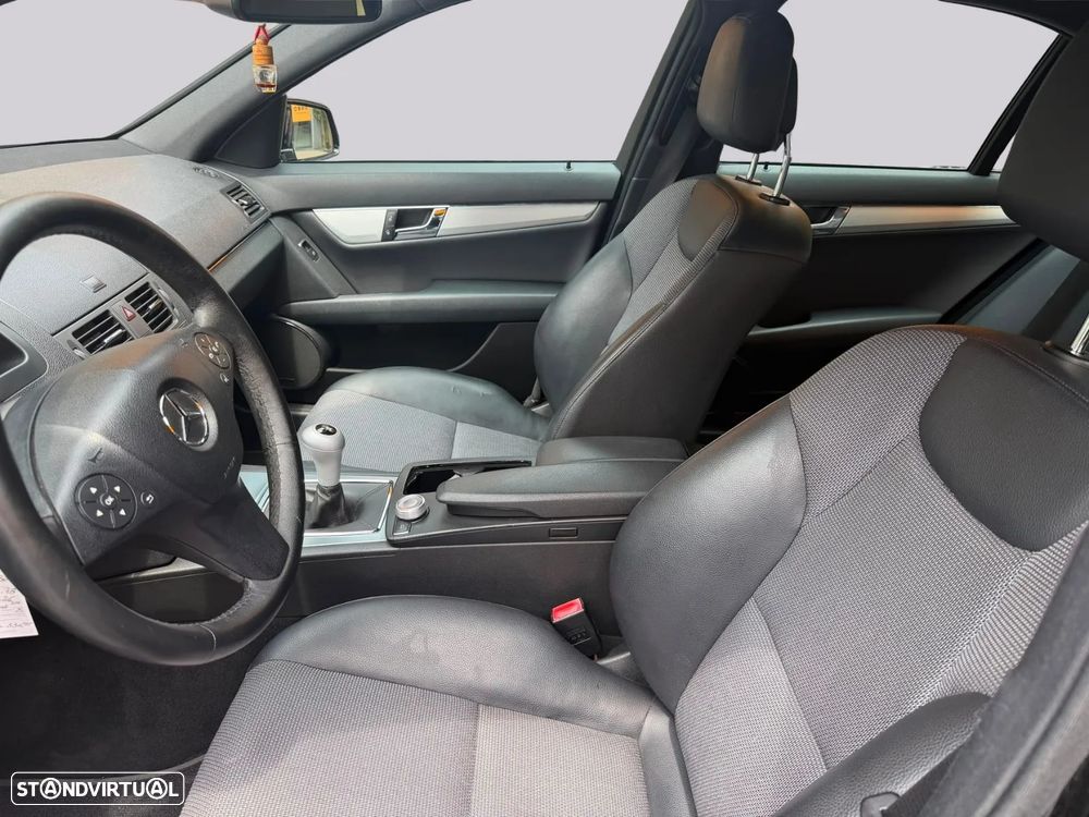Mercedes-Benz C 220 - 11