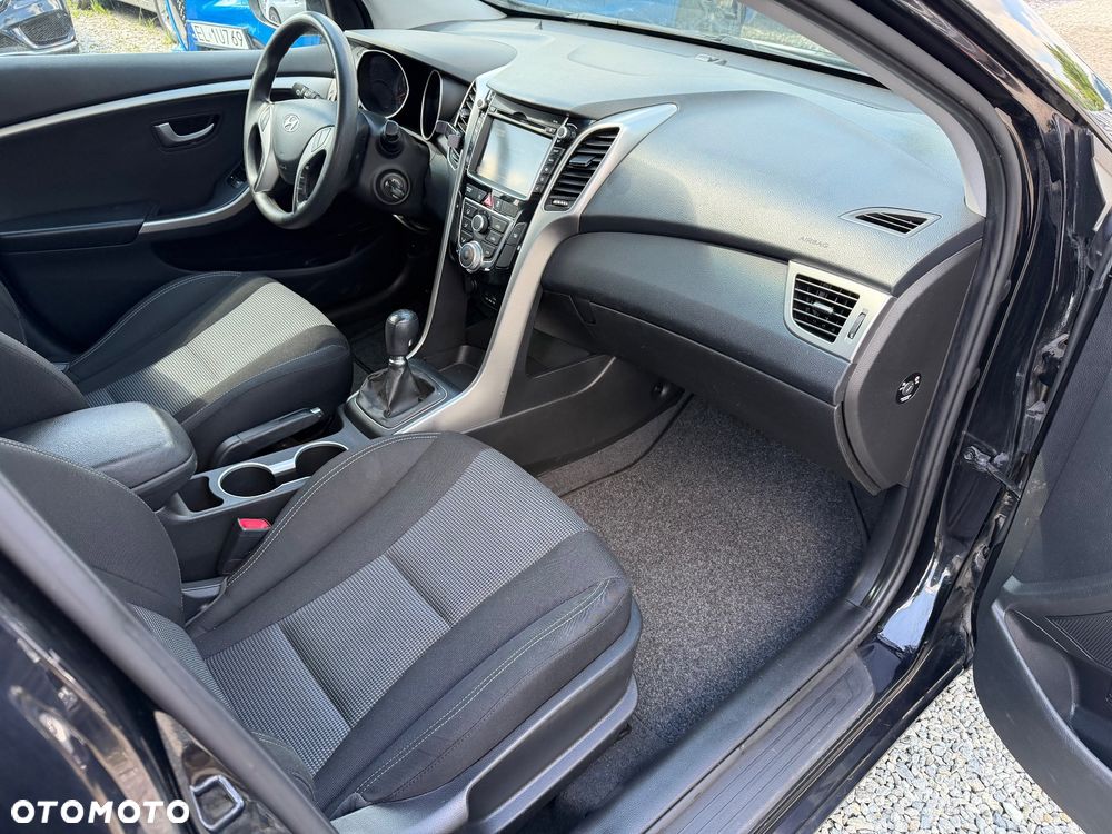 Hyundai i30 1.4 Classic - 23
