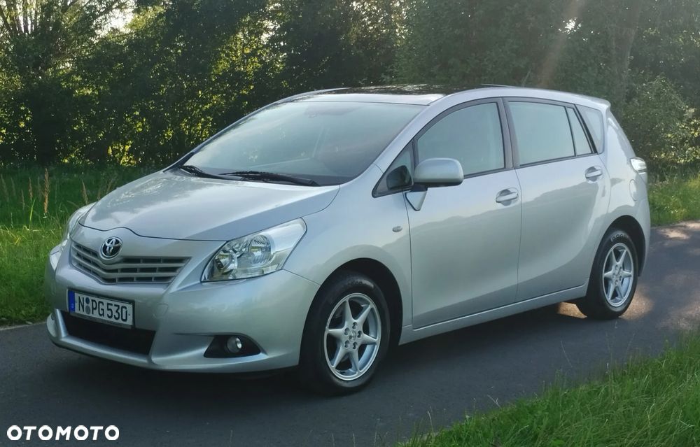 Toyota Verso 1.8 Sol plus 7os - 5