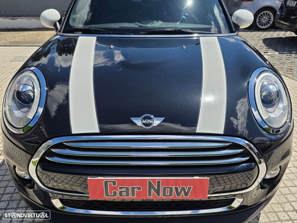 MINI 5 Portas Cooper D Auto - 18