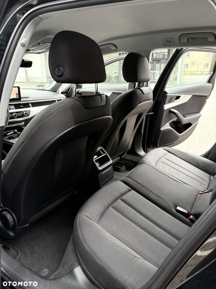 Audi A4 Avant - 10