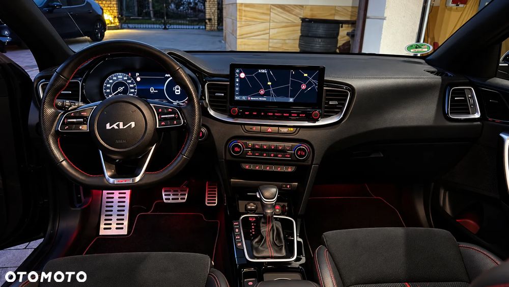 Kia ProCeed 1.6 T-GDI DCT7 OPF GT - 19